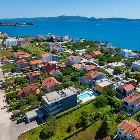 D. Marine Apartments Бибине Екстериор снимка