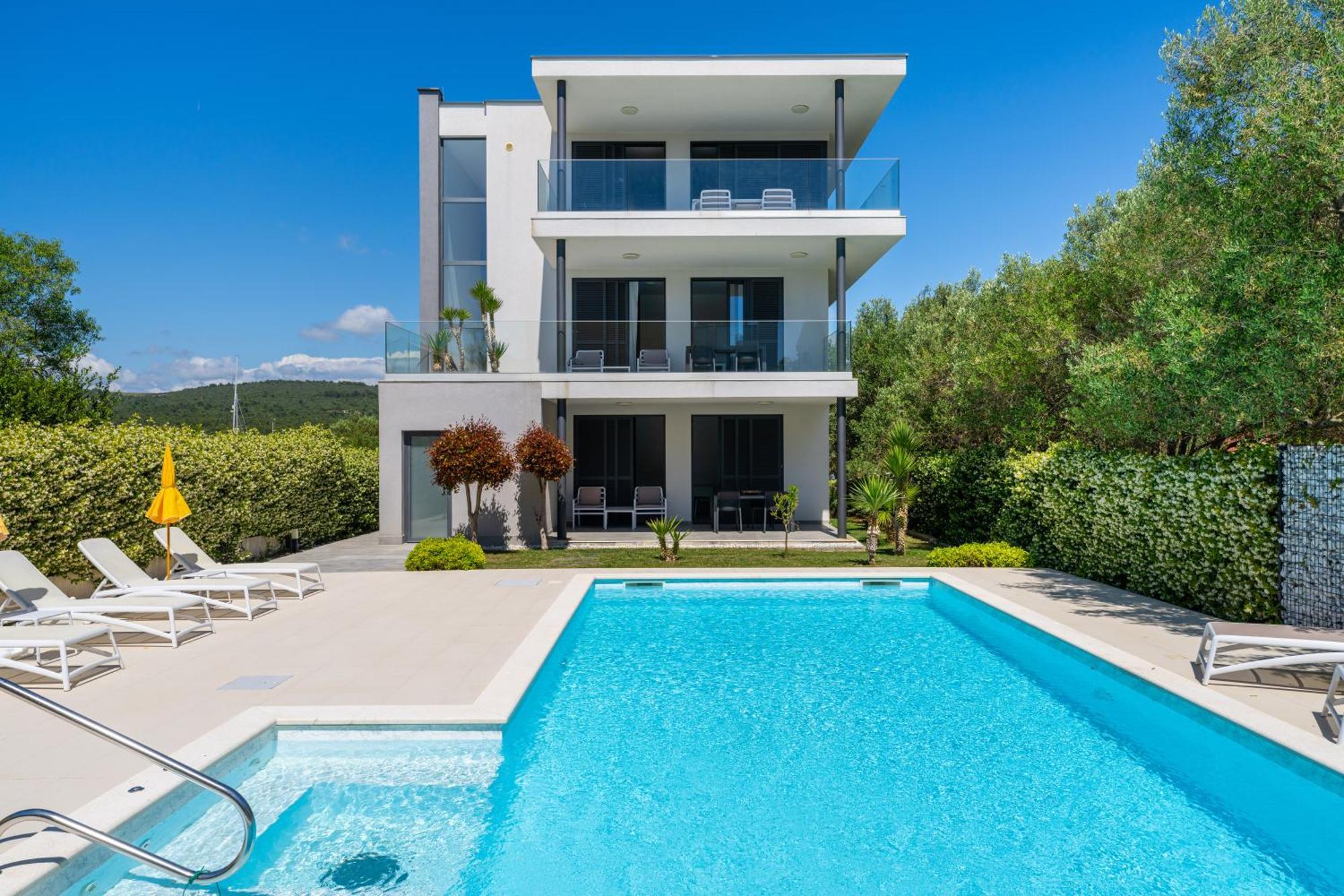 D. Marine Apartments Бибине Екстериор снимка