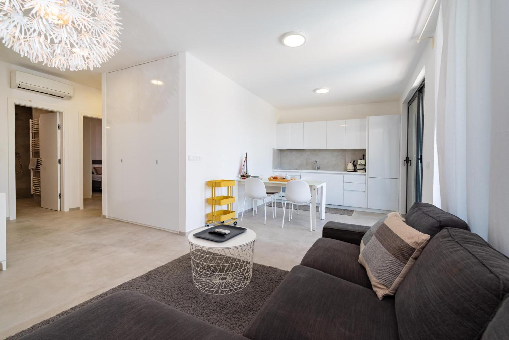 D. Marine Apartments Бибине Екстериор снимка