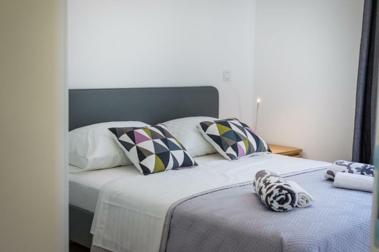 D. Marine Apartments Бибине Екстериор снимка