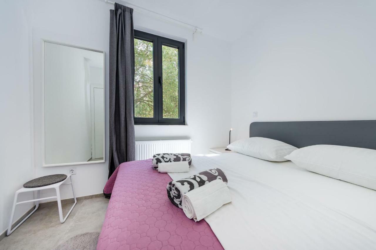 D. Marine Apartments Бибине Екстериор снимка